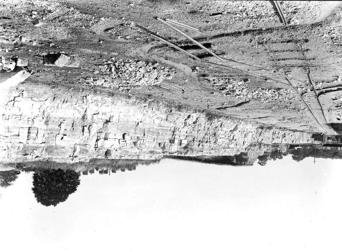 Aug 1930 - Steetley Quarries, about 2 m. W. of Worksop. Looking N.