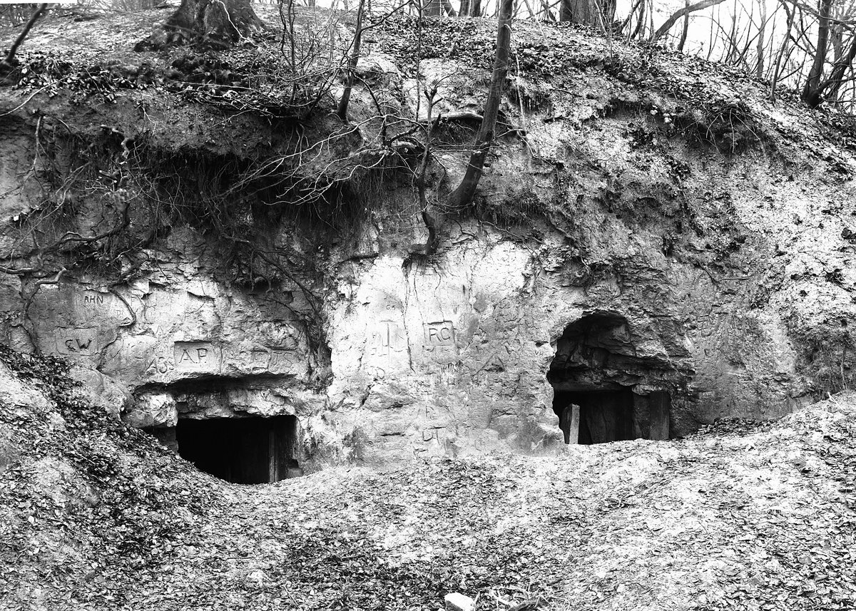 Dec 1930 - Hearthstone Mine entrance, Old Caterham, east side of the Old Caterham-Godstone Road. Looking north-north-east, Surrey.