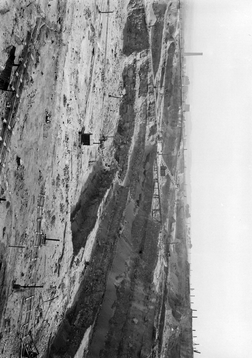 Aug 1936 - Robin Hood Quarries, (Messrs. Armitage's), Thorpe-on-the-Hill. Looking E., submitted by Buddle-Bot on 08-11-2025.
Bgs No. P206928; Rhodes, J.; © Crown. Image & Text: BGS Geoscenic, under OGL V2 License http://bit.ly/462AXmV Aug 1936 - Robin Hood Quarries, (Messrs. Armitage's), Thorpe-on-the-Hill. Looking E.