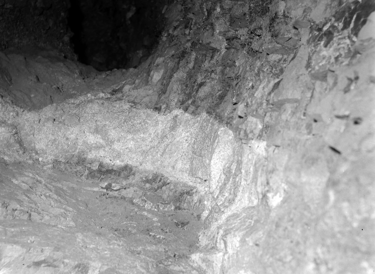 Aug 1945 - Geevor Mine, Pendeen., submitted by Buddle-Bot on 08-11-2025.
Bgs No. P208009; Rhodes, J.; © Crown. Image & Text: BGS Geoscenic, under OGL V2 License http://bit.ly/462AXmV Aug 1945 - Geevor Mine, Pendeen.