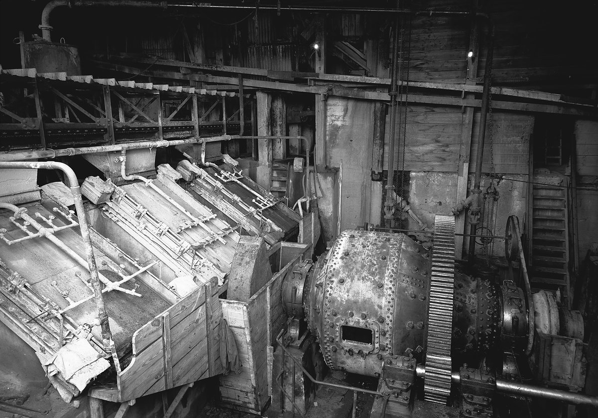 Aug 1945 - The mill, Geevor Mine, Pendeen, Cornwall., submitted by Buddle-Bot on 08-11-2025.
Bgs No. P208014; Rhodes, J.; © Crown. Image & Text: BGS Geoscenic, under OGL V2 License http://bit.ly/462AXmV Aug 1945 - The mill, Geevor Mine, Pendeen, Cornwall.