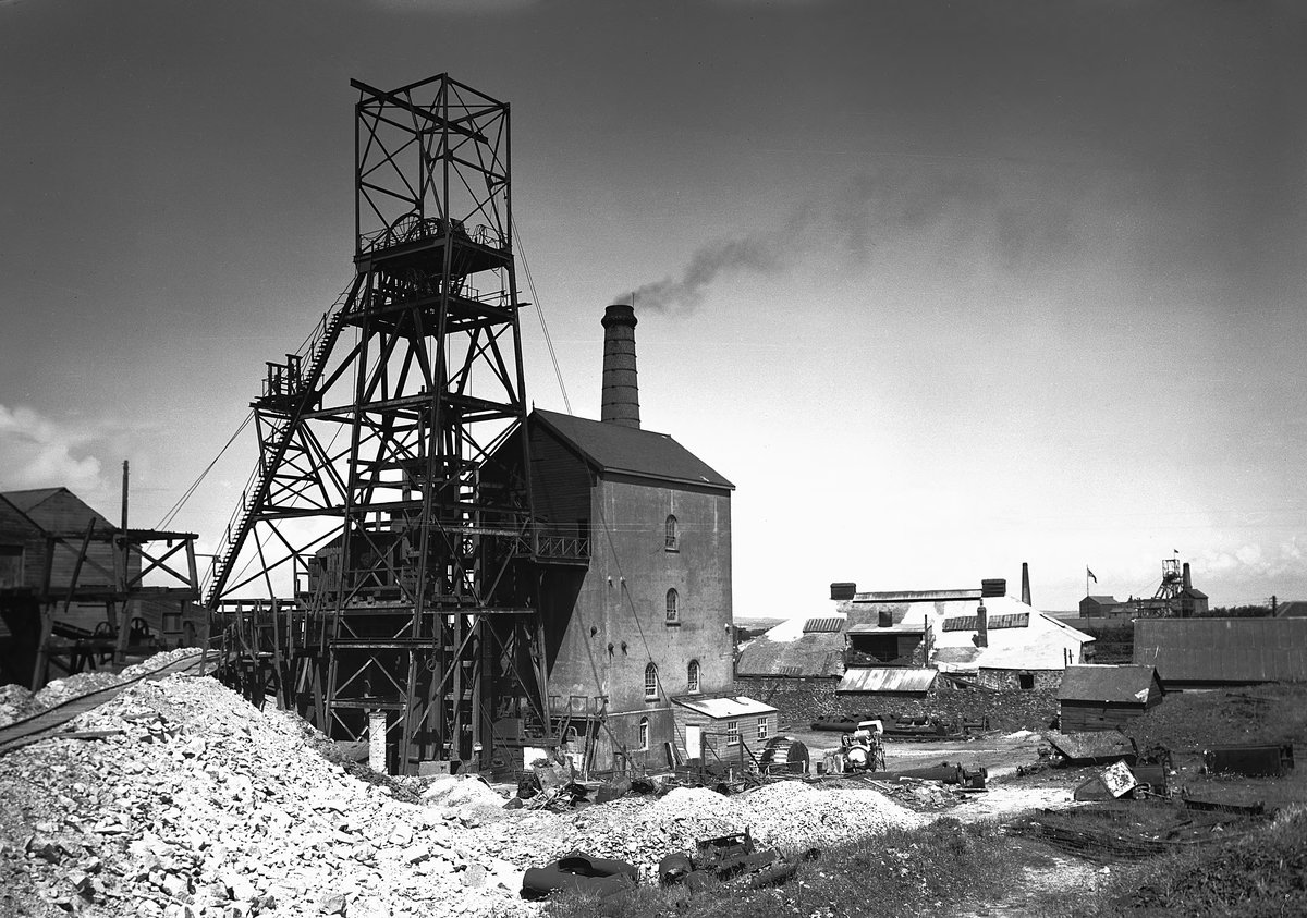 Aug 1945 - New Cook's Kitchen Shaft headgear, South Crofty Mine, Carn Brea. Looking north-east, Cornwall., submitted by Buddle-Bot on 08-11-2025.
Bgs No. P208023; Rhodes, J.; © Crown. Image & Text: BGS Geoscenic, under OGL V2 License http://bit.ly/462AXmV Aug 1945 - New Cook's Kitchen Shaft headgear, South Crofty Mine, Carn Brea. Looking north-east, Cornwall.