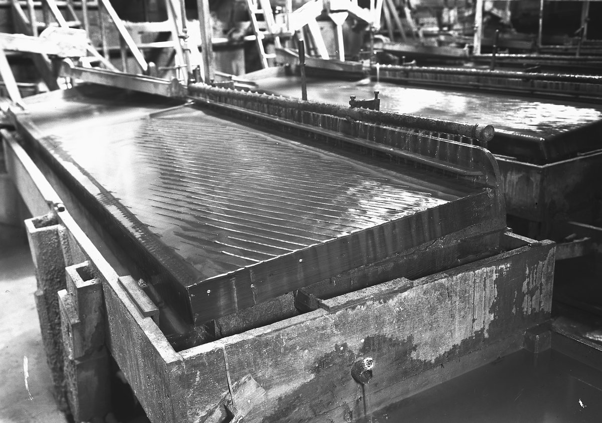 Aug 1945 - South Crofty Mine, Carn Brea, Cornwall.