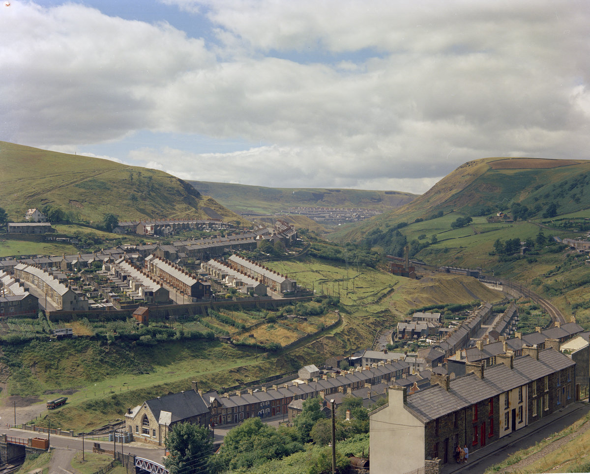 1961 - Rhondda Fach Valley between Maerdy and Ferndale. Looking WNW.