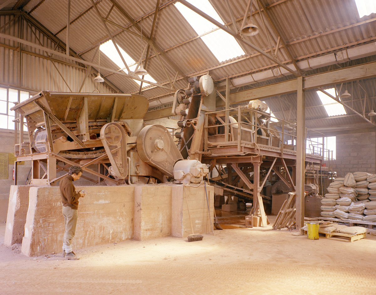 1971 - Celestite processing plant. Hall End, Wickwar, Gloucestershire.