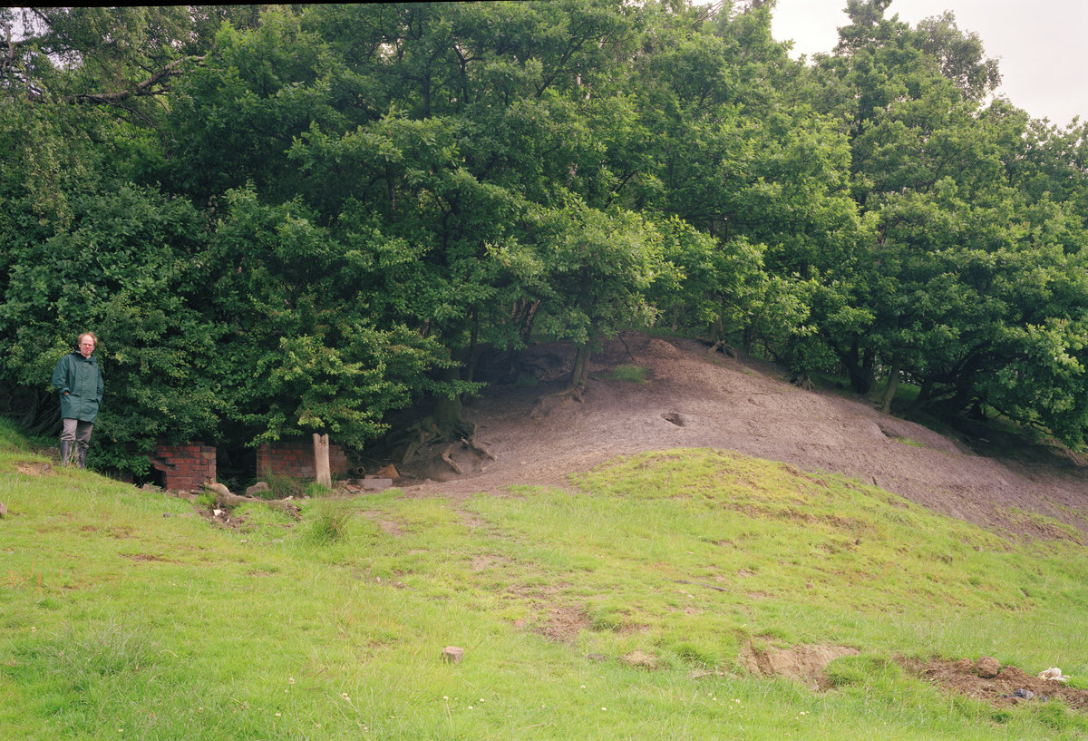 26 Jun 1991 - Spring End Farm, New Farnley, Leeds. View NNE.