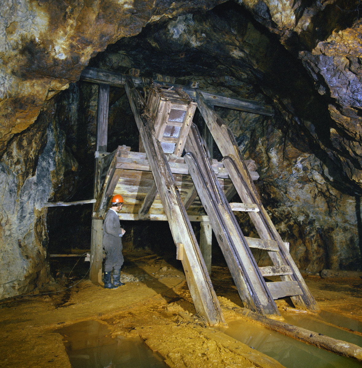 Sep 1975 - Gwynfynydd Gold Mine.
