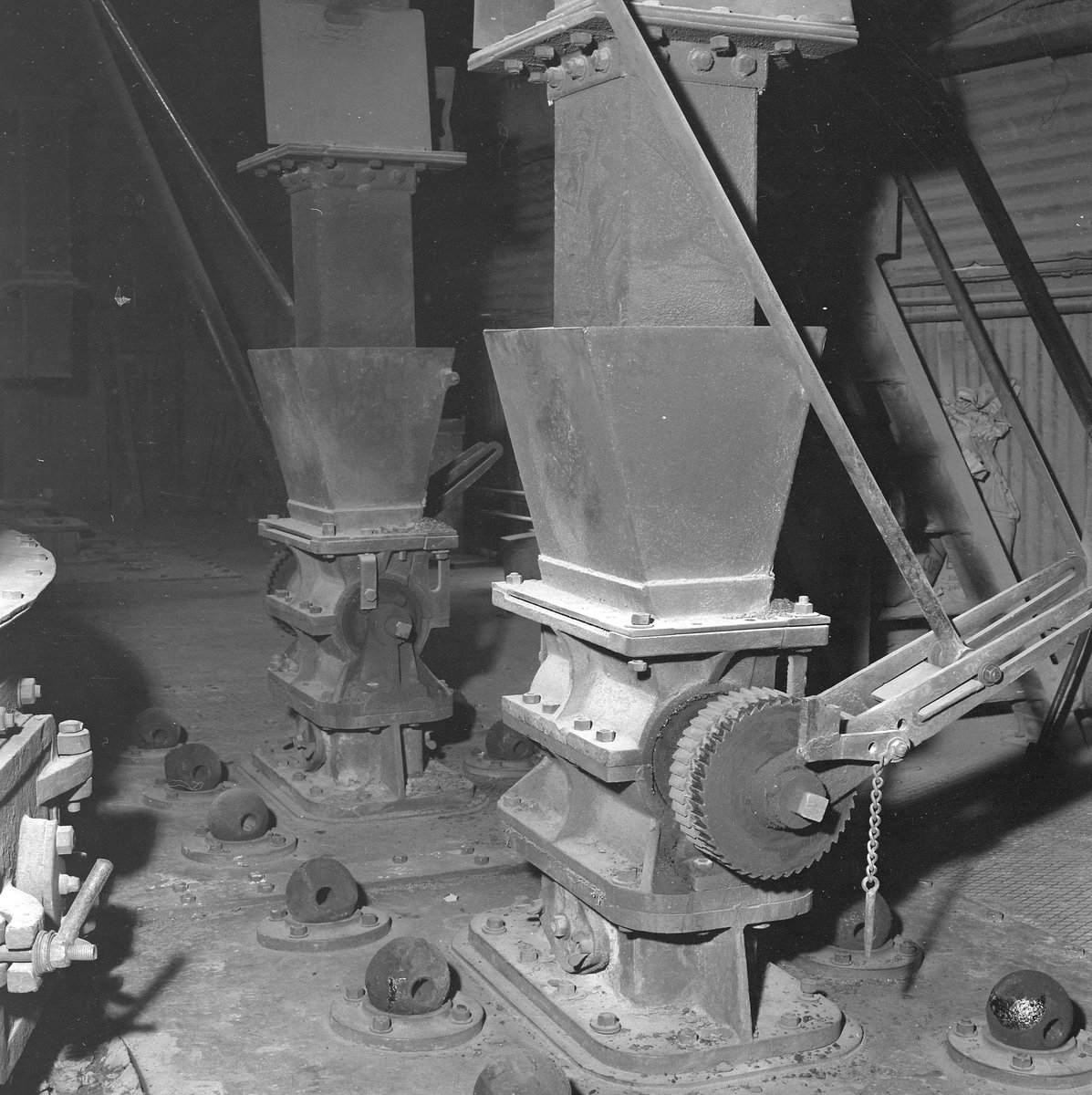 Cults Lime Ltd., Springfield, Cupar, Fife. 