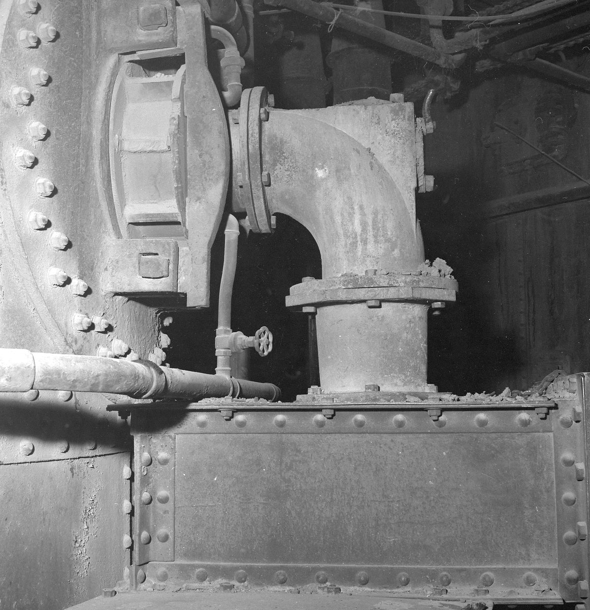 Cults Lime Ltd., Springfield, Cupar, Fife. 