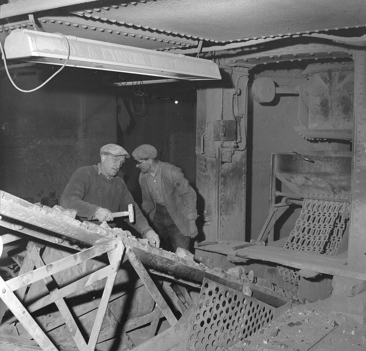 Cults Lime Ltd., Springfield, Cupar, Fife. 