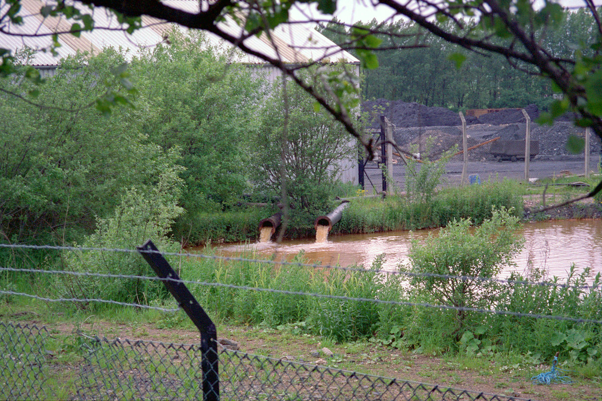 06 Jul 1997 - Monktonhall Colliery lagoon prior to closure by waterlogging.