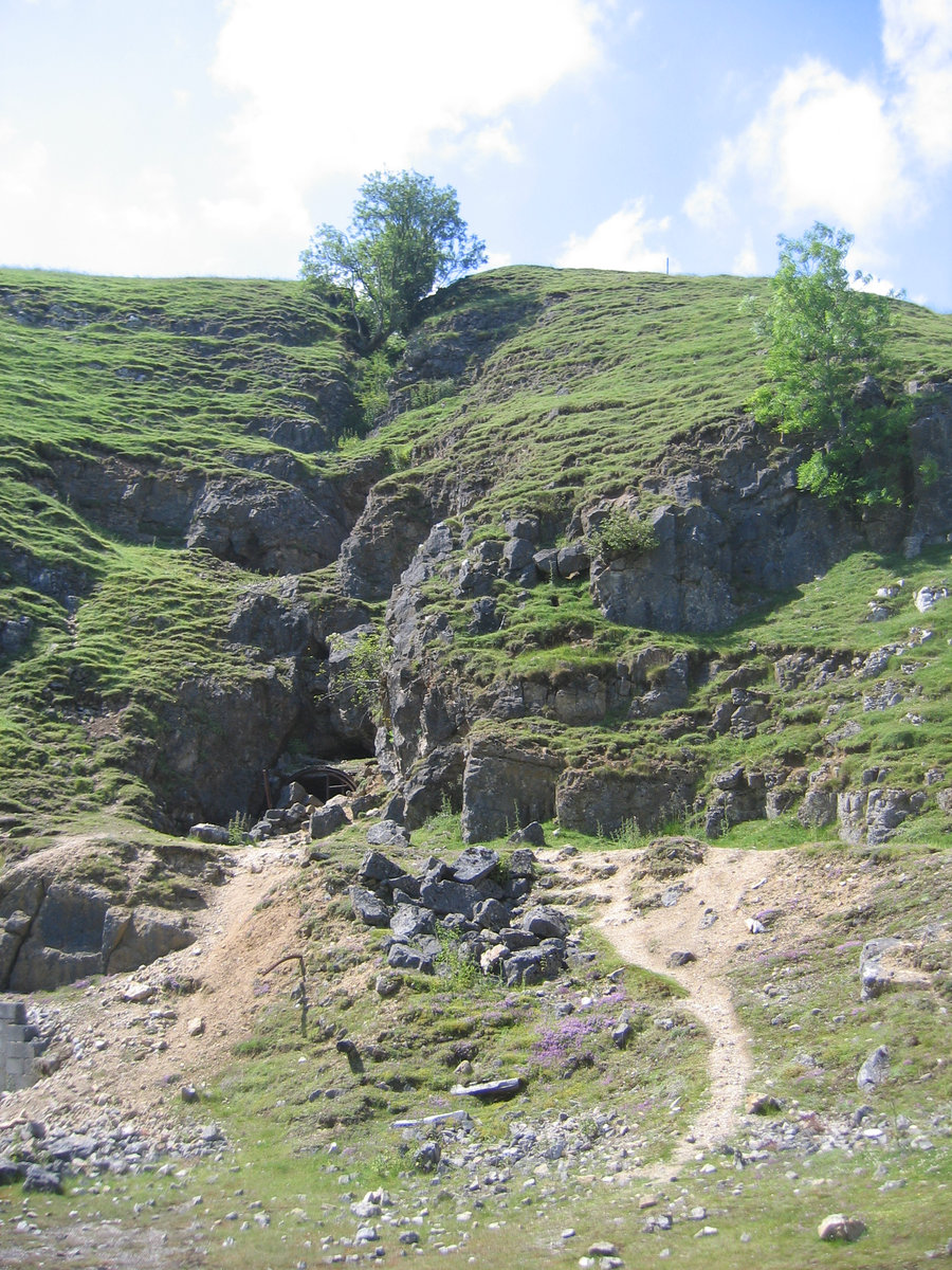 07 Jul 2005 - Gill Heads Mine adit and fluorspar mineral vein workings.