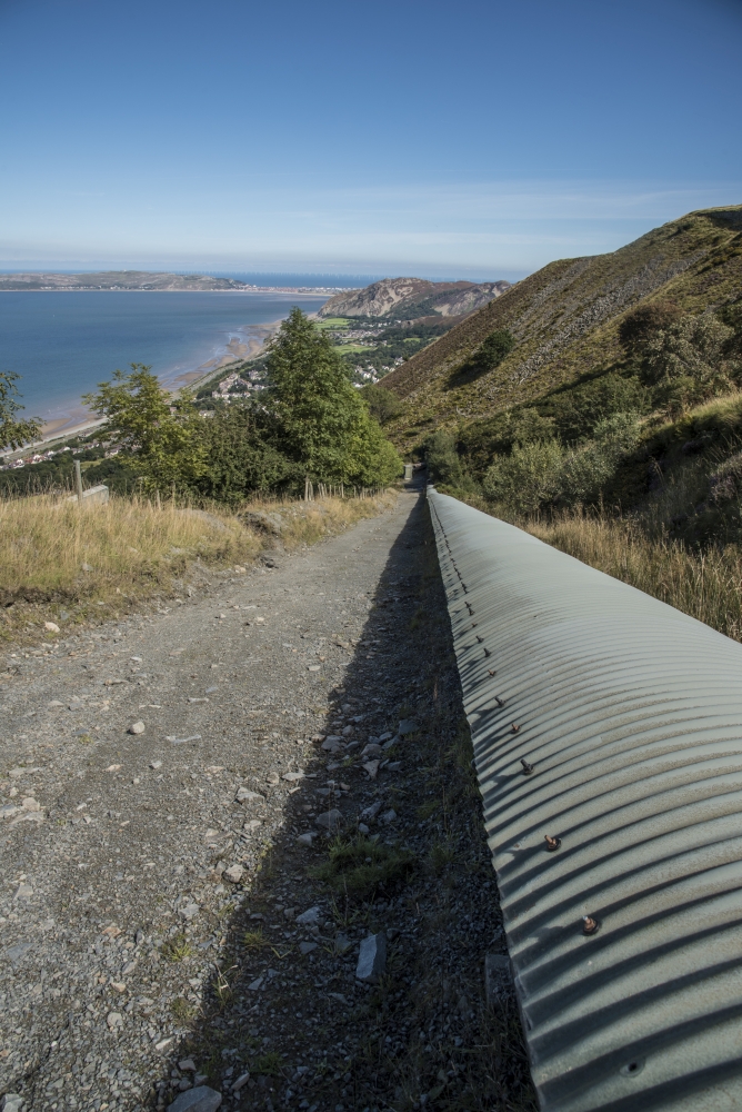 Conveyor to asphalt plant, submitted by ilt on 23-01-2025.
© Iain Taylor Conveyor to asphalt plant
